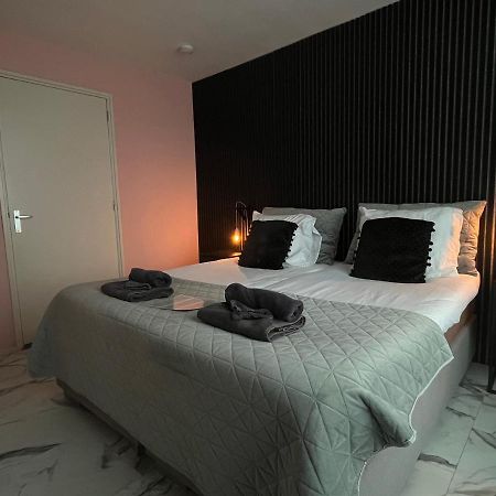 Bed And Breakfast Groningen - Peizerweg Eksteriør bilde